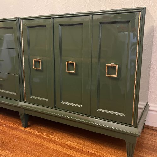 Hinges on vintage credenza