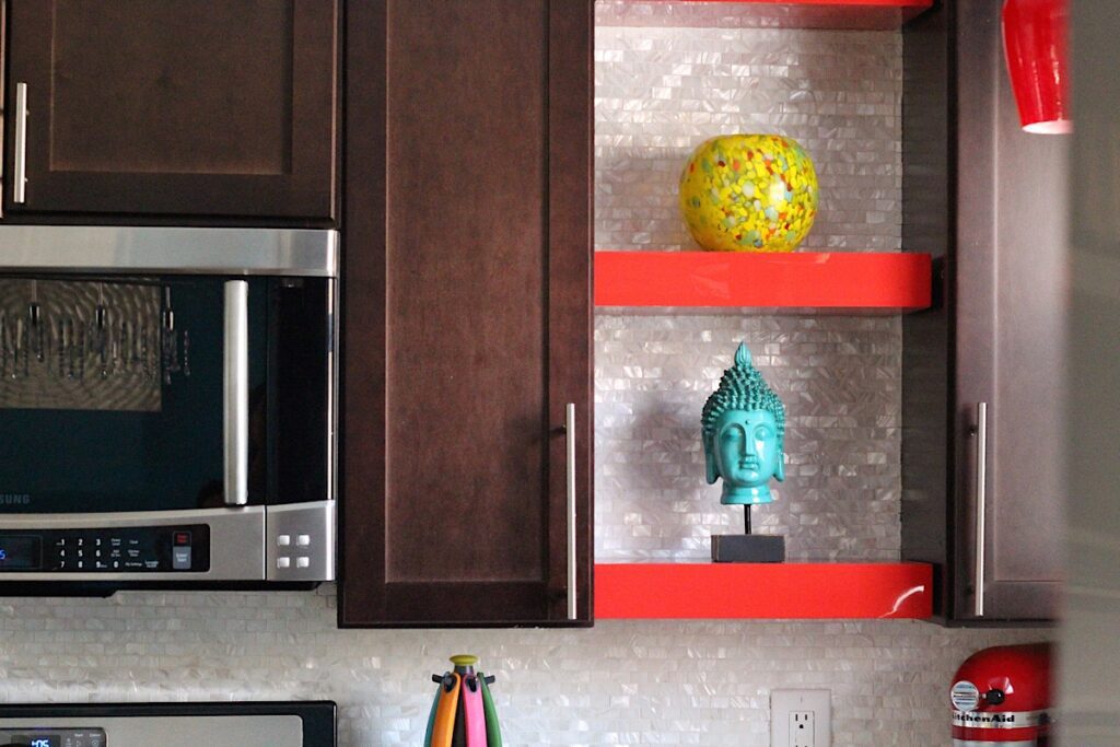Backsplash all the way to the ceiling