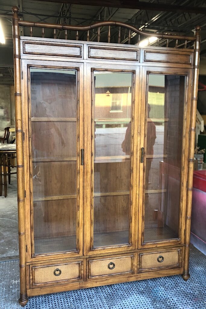 vintage thomasville two door china cabinet