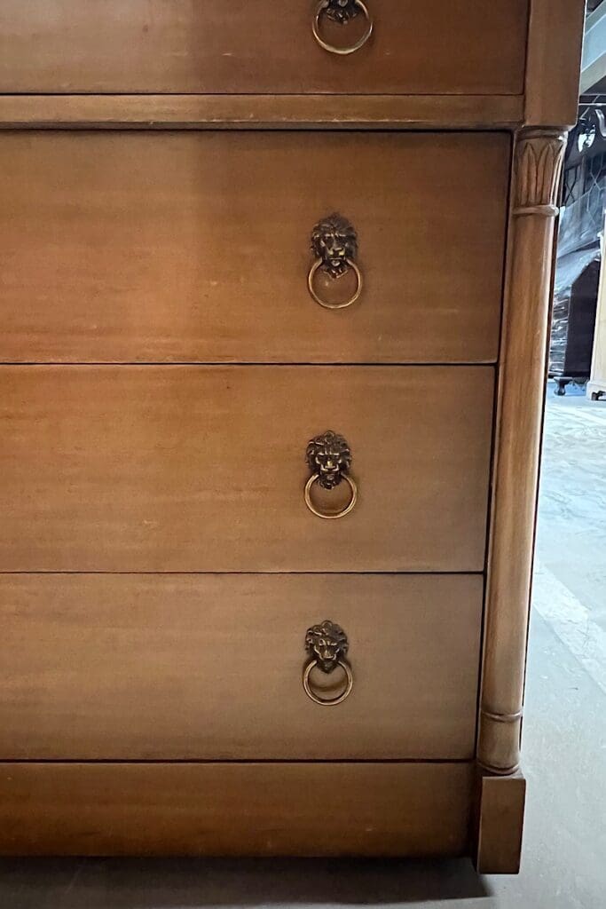 tightly gapped drawers on Rway 