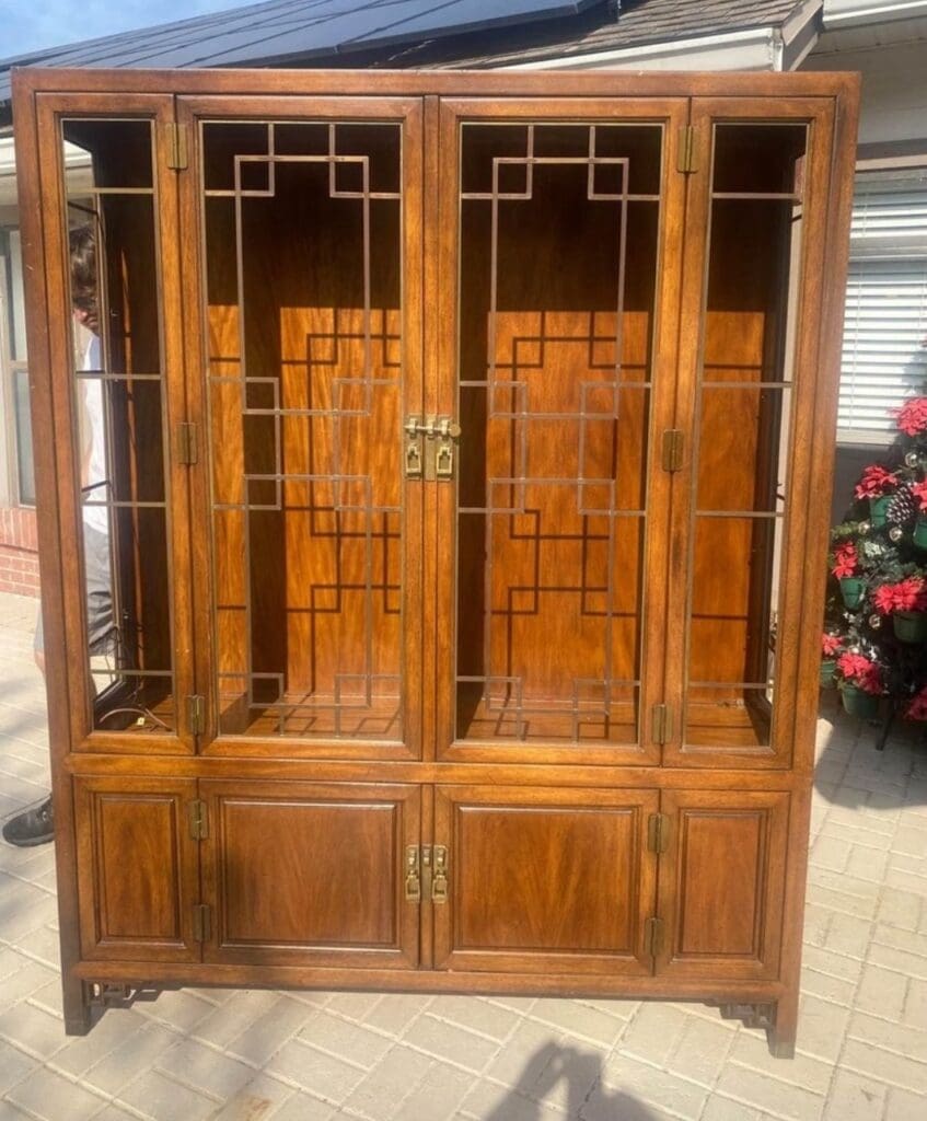 Vintage chinoiserie china cabinet