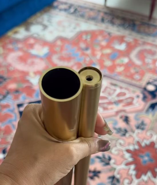 Threads vs no threads in a closet rod